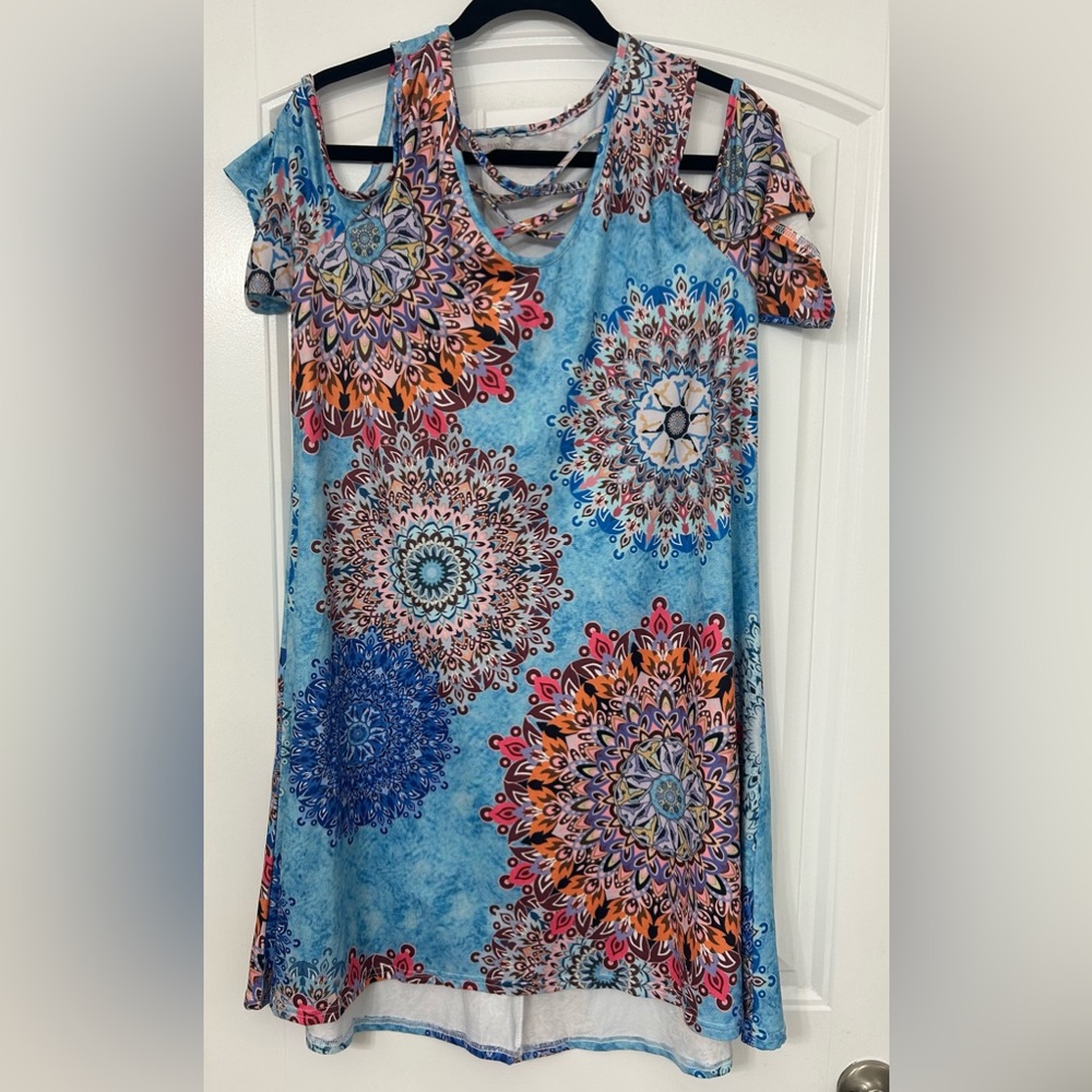 Blue Cold Shoulder Print Dress size large